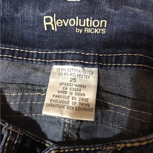 EUC Women’s Revolution by Ricki’s Denim Skirt - Picture 5 of 6